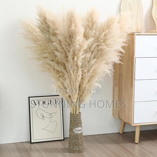 Luxe Fluffy Pampas Grass - main view