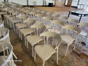 Sstackable Chairs