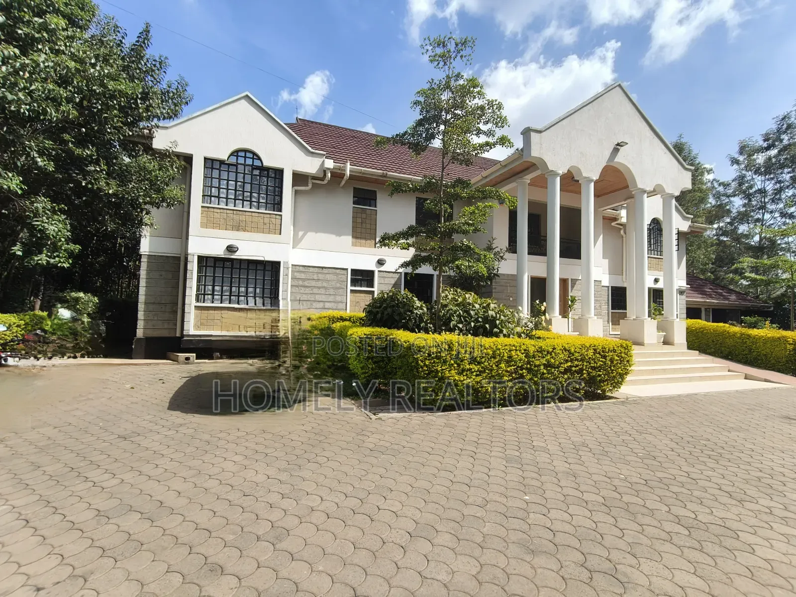 6bdrm Mansion in Karen, Nairobi for sale