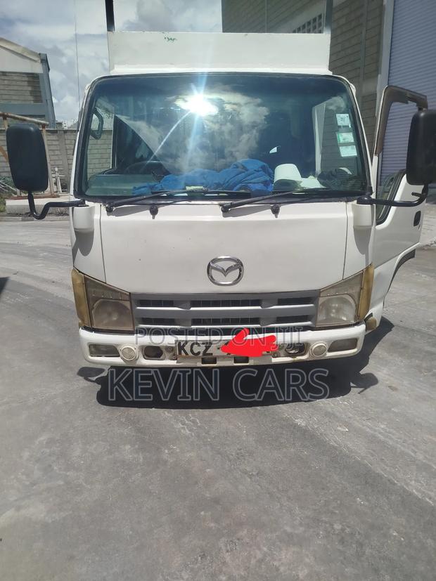 Mazda Titan - thumbnail 3