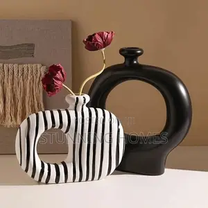 2 Piece Stirpped Vase Set