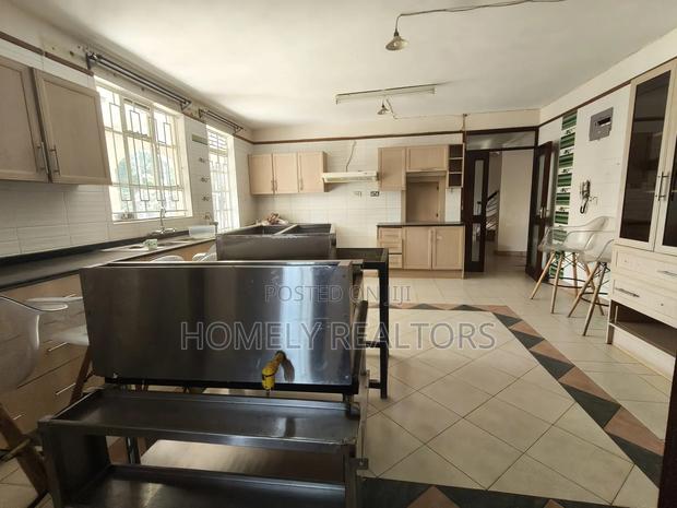 4bdrm Maisonette in Karen, Nairobi for rent - thumbnail 17