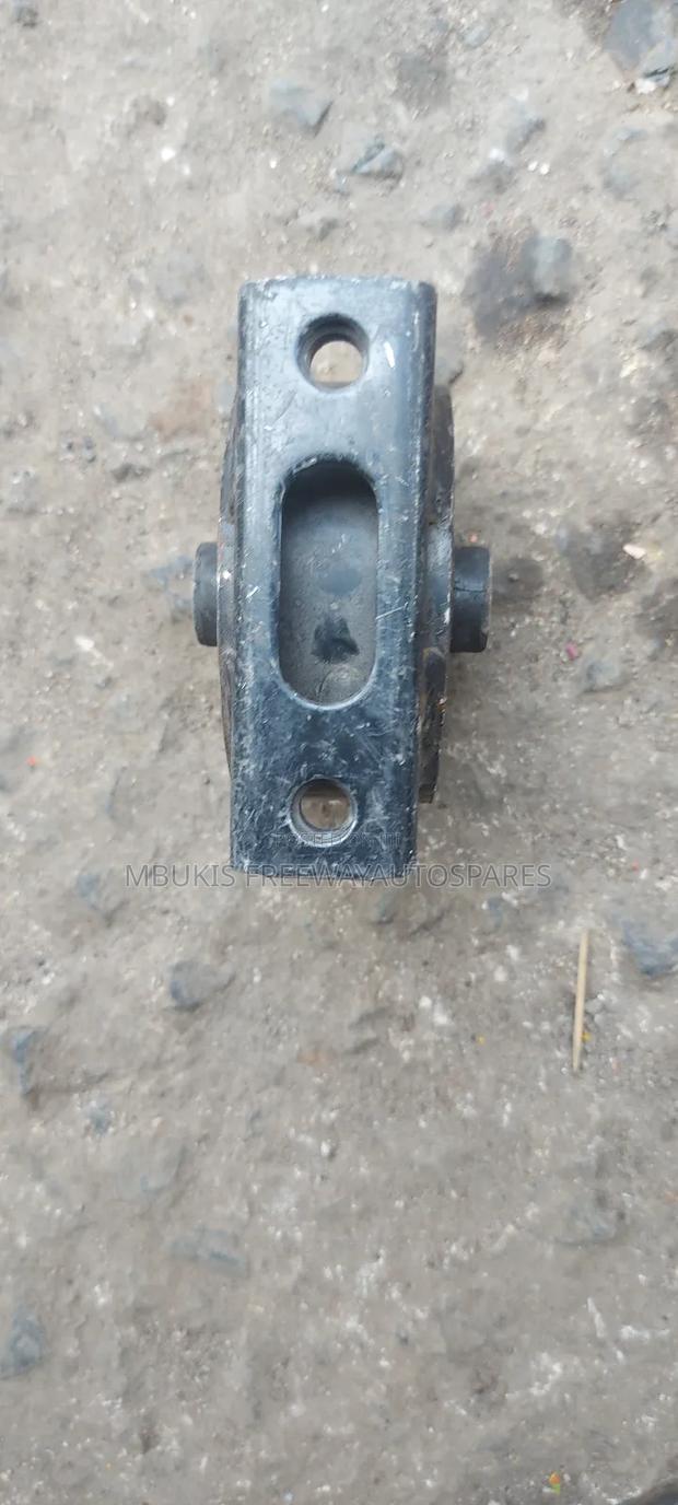 Front Engine Mounting Mitsubishi RVR - thumbnail 2