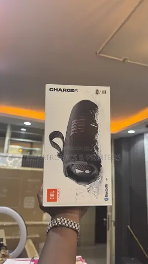 JBL Charge 6