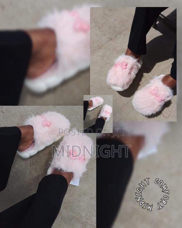 Cute Pink Bow Fluffy Slippers – Soft Warm House Slides for Women
