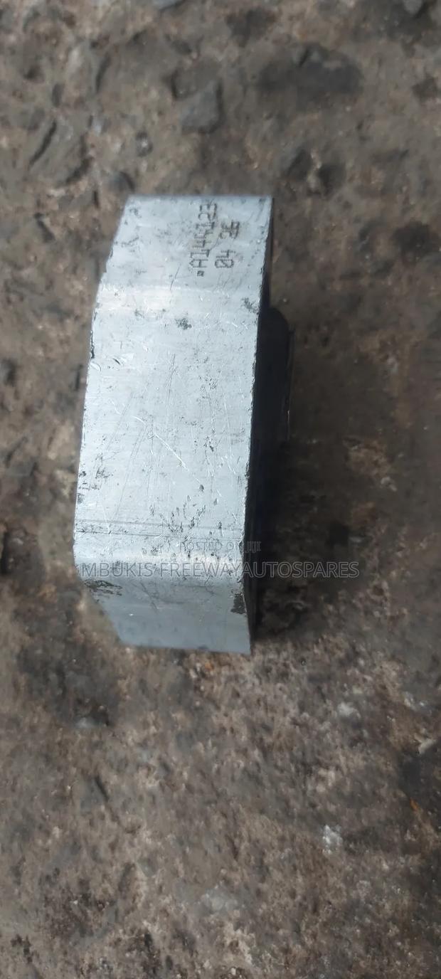 Engine Mounting Nissan Murano Back - thumbnail 3