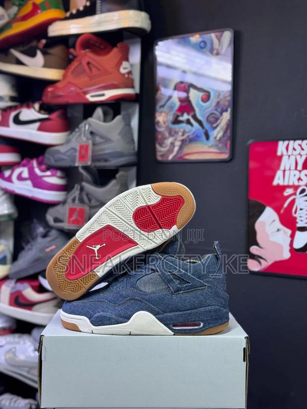 Denim Jordan 4s - thumbnail 3