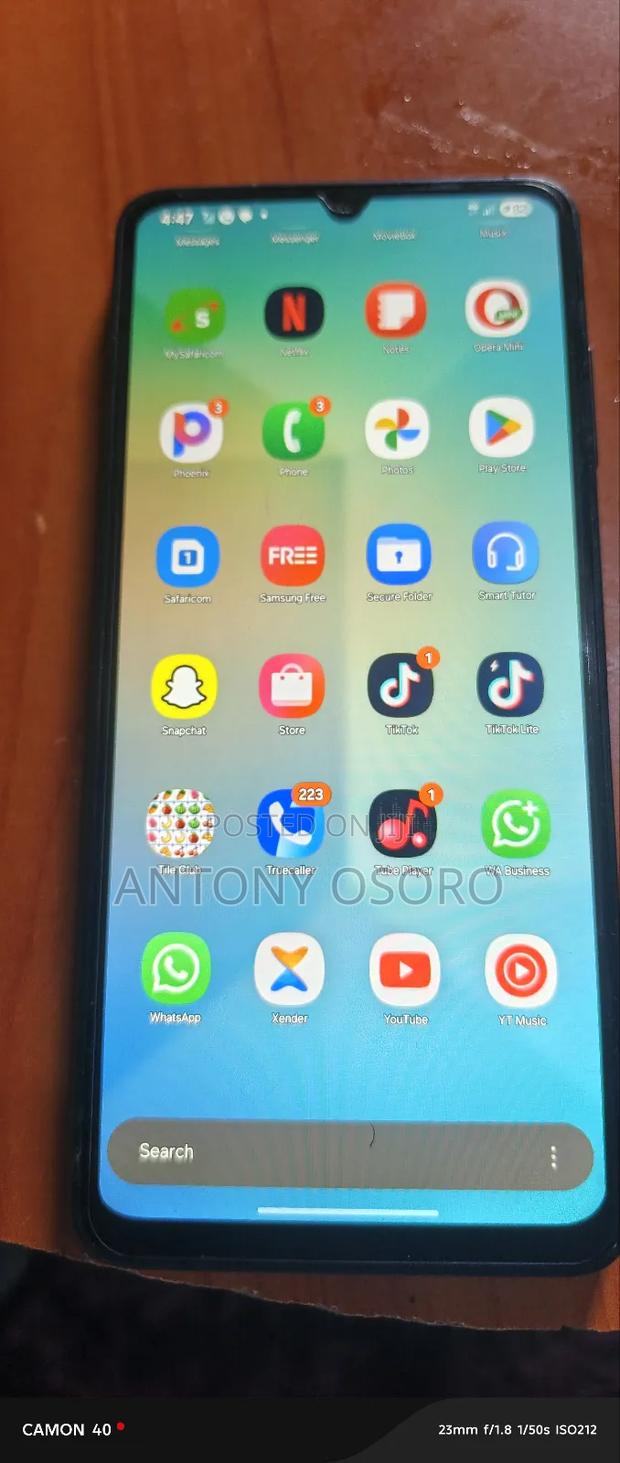 Samsung Galaxy A06 128 GB Black - main view