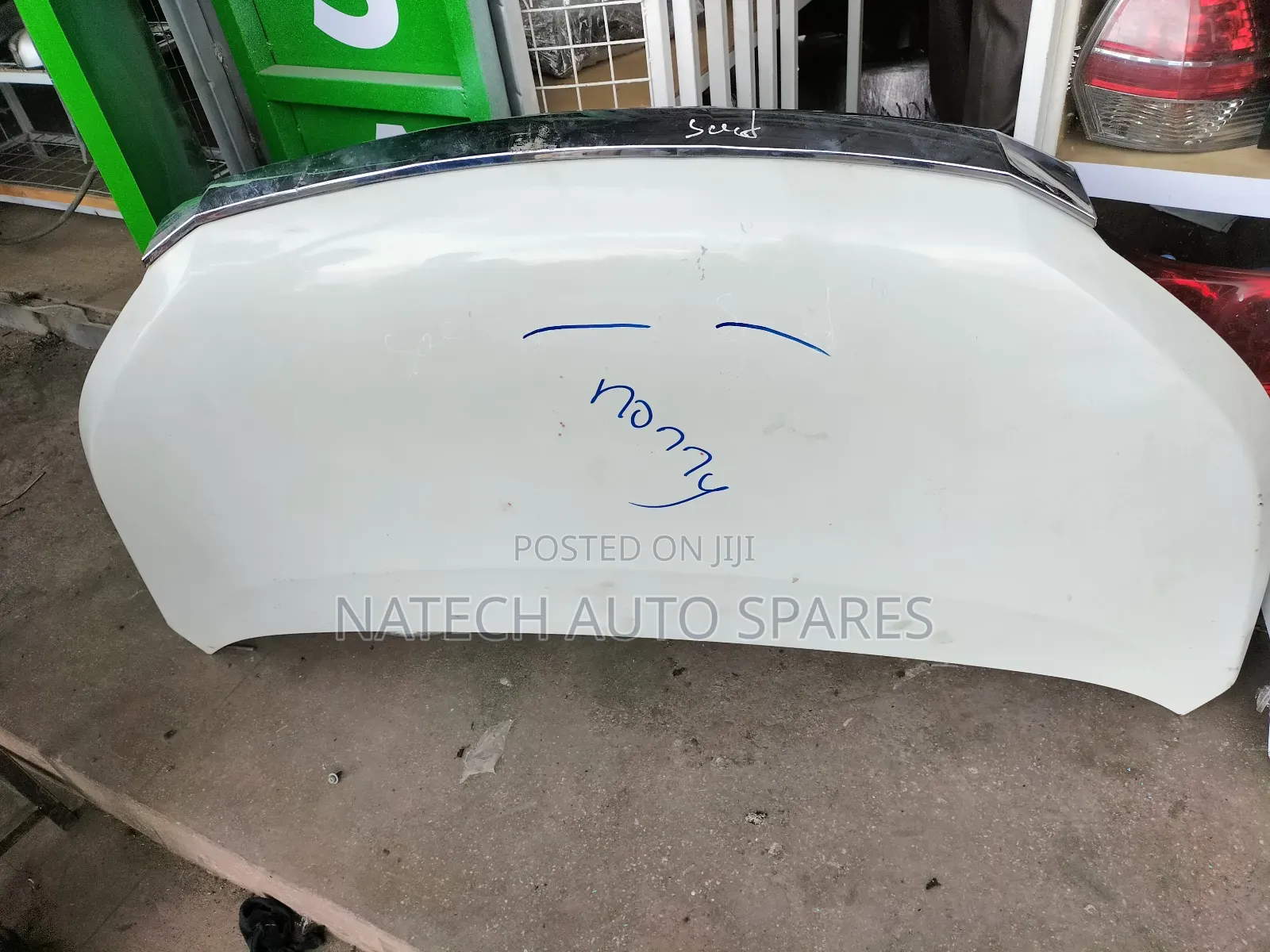 Toyota Noah 2018 Bonnet