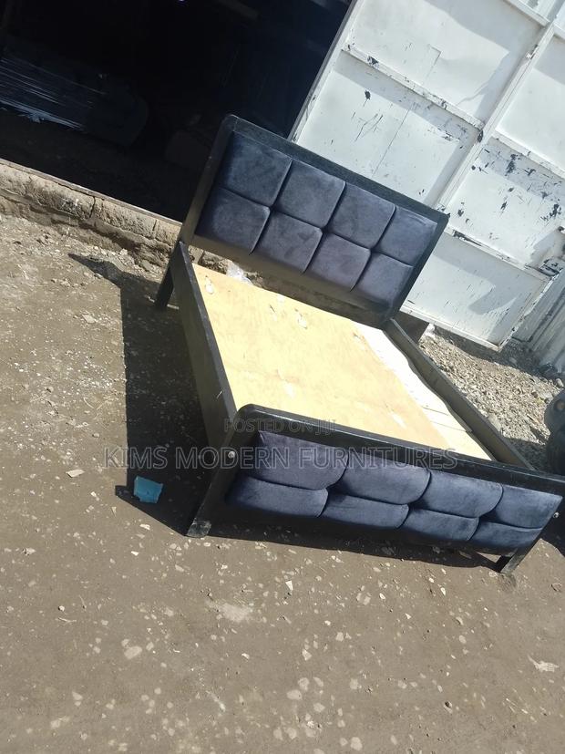 5×6 Mocket Bed Black in Colour - main view