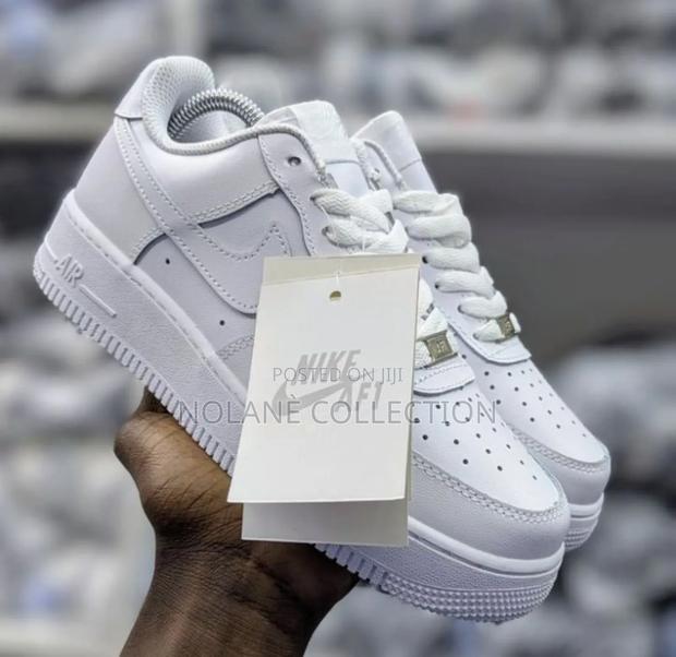 White Airforce 1 Maziwa - main view