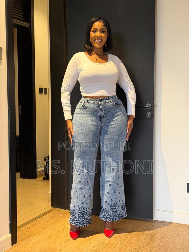 New Quality Embroidered Floral Jeans