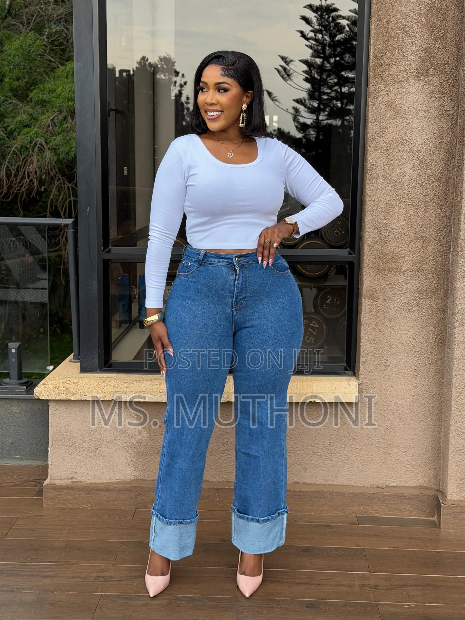 Ladies Cuffed Hem Mom Jeans