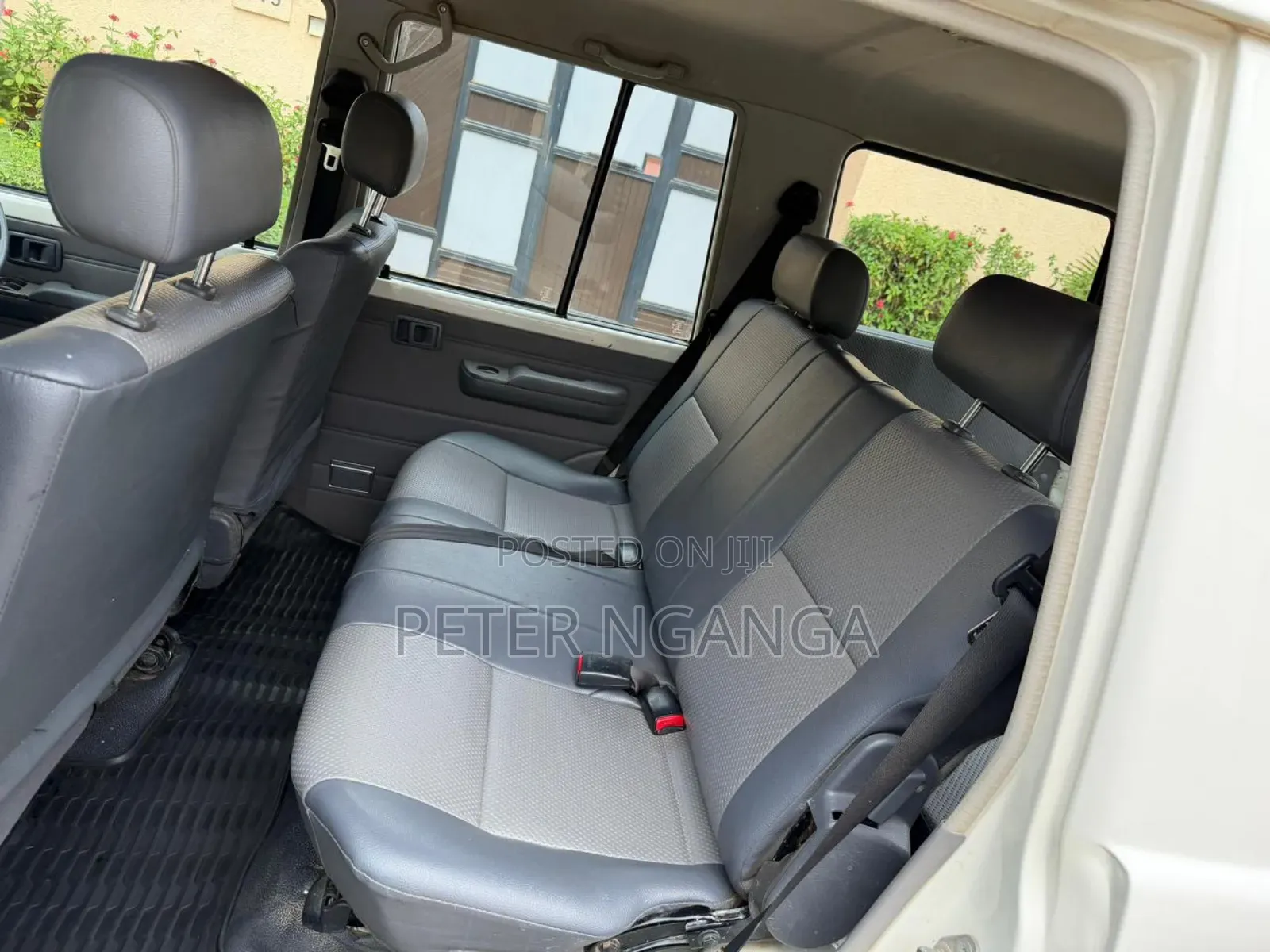 Toyota Land Cruiser 2016 Off white