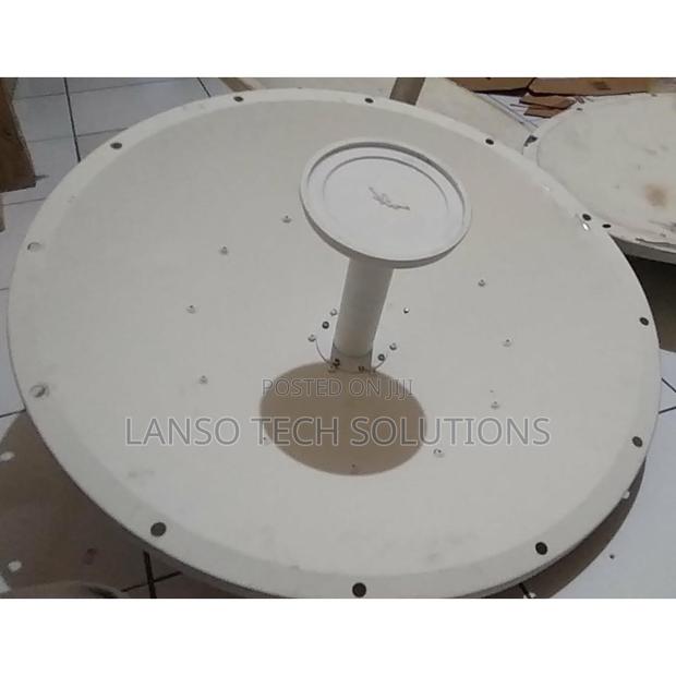 Ubiquiti Rocketdish | 5ghz 30dbi Rd-5g30 ( Slightly Used ) - thumbnail 2