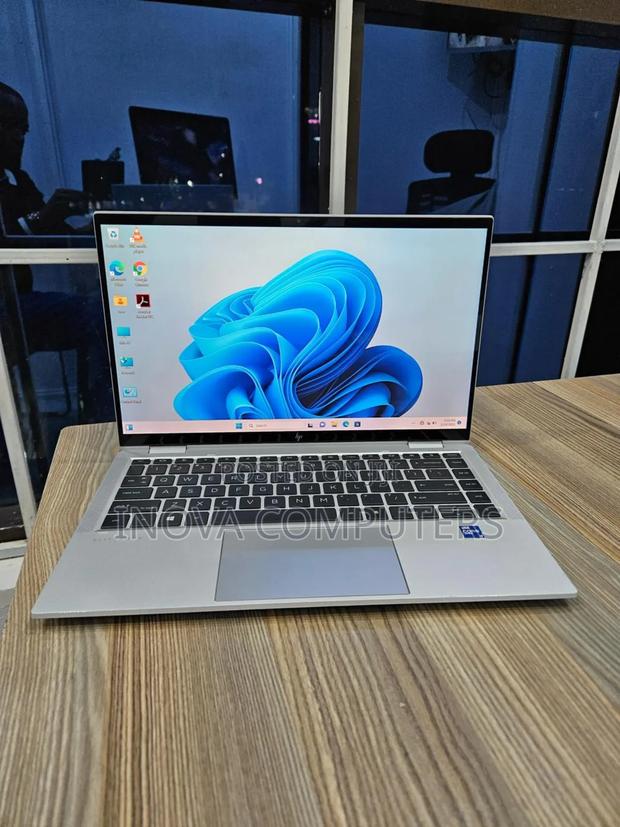 Laptop HP EliteBook 1040 G8 16GB Intel Core i7 SSD 512GB
