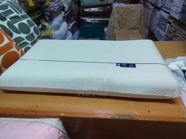 Slow Rebound Neck Protection Memory Pillow - thumbnail 4