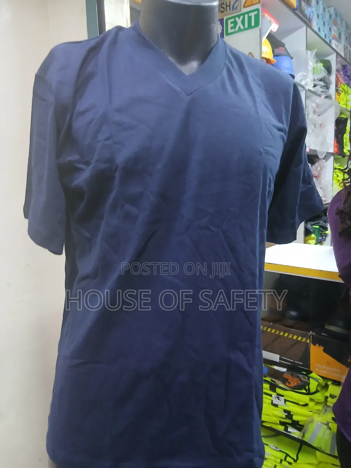 Navy Blue v-Neck Tshirt