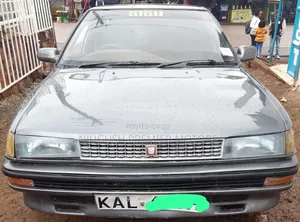 Toyota Corolla 1993 Gray