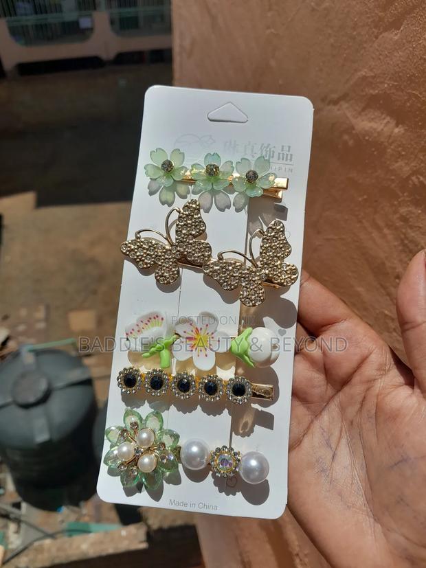 Hair Clips - thumbnail 5