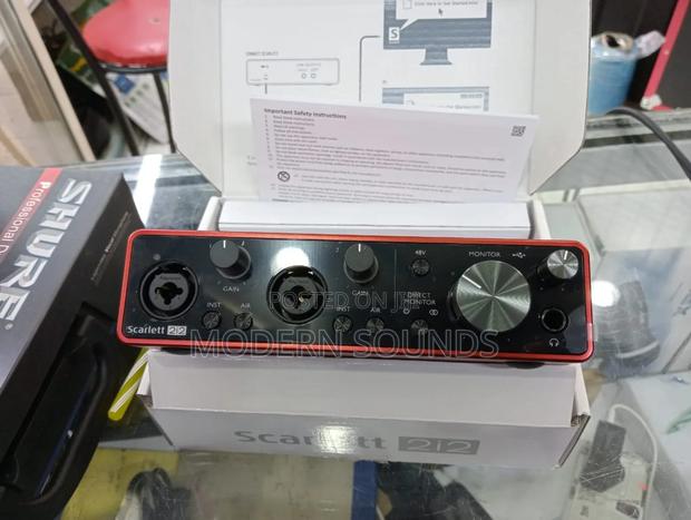 Focusrite Scarlett 2i2 3rd Gen Usb Audio Interface - thumbnail 2