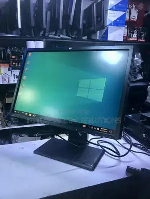 Hp 22" Thick Bezel Monitor - Built for Schools, Labs Public Use