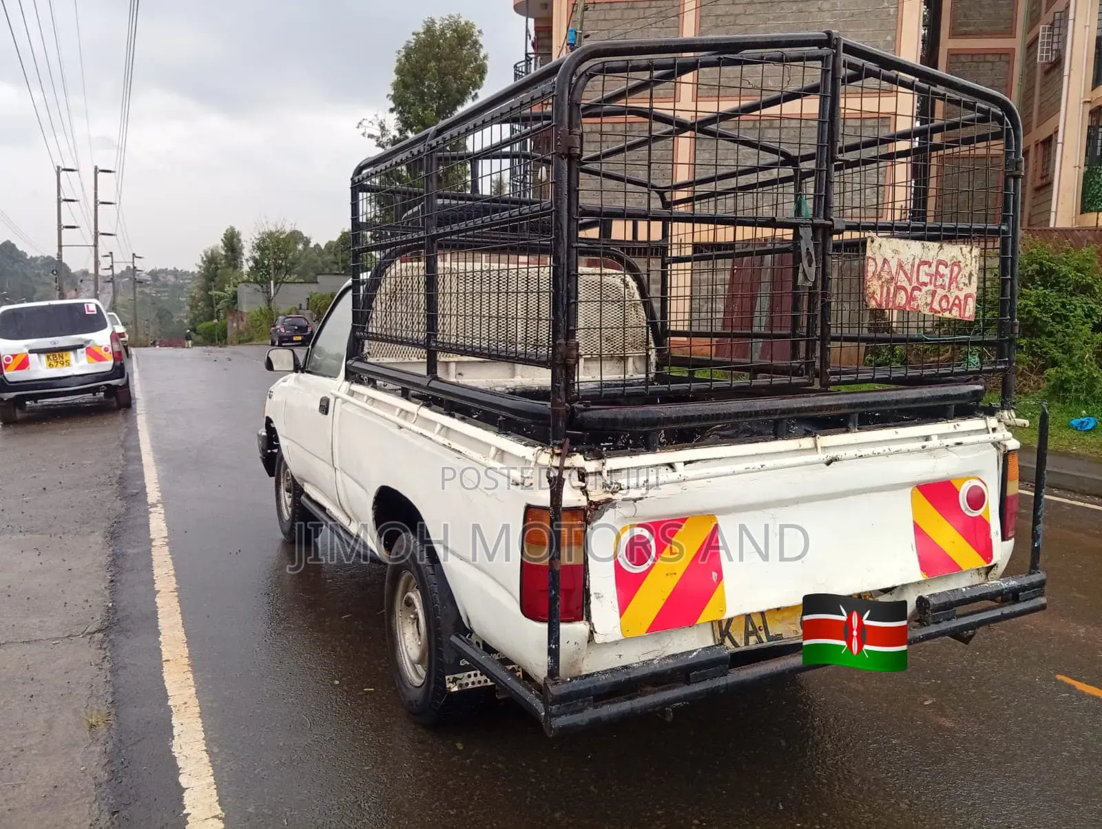 Toyota Hilux 1999 White
