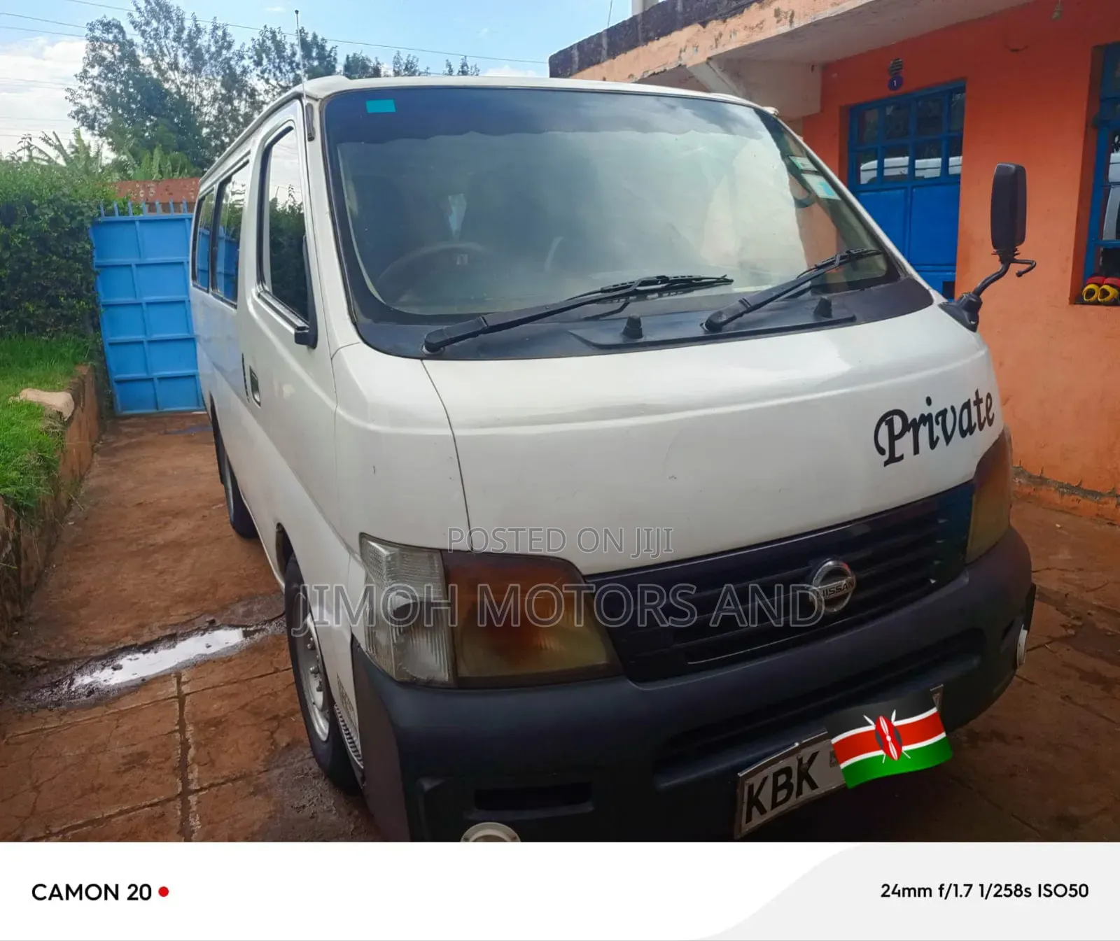 Nissan Caravan (Urvan) 2004 White