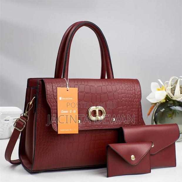 Classy Handbags - thumbnail 14