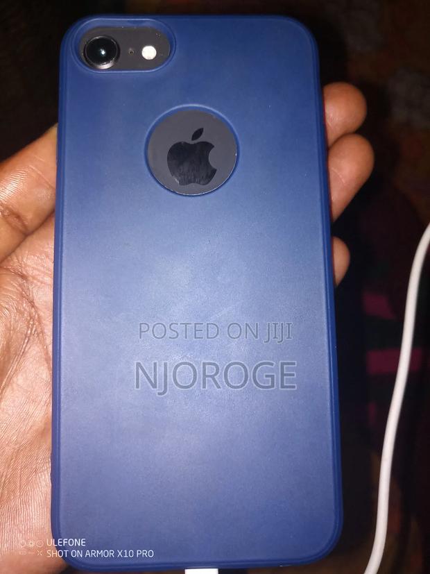 Apple iPhone 8 64 GB Black - main view