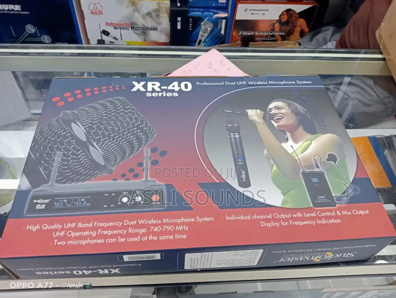 Studiomaster Xr-40 Series Wireless Microphone System