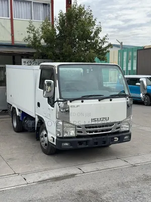 Isuzu Elf NKR Refrigerator Body