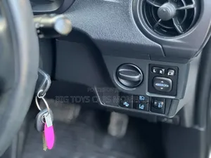Toyota Axio 2018 White