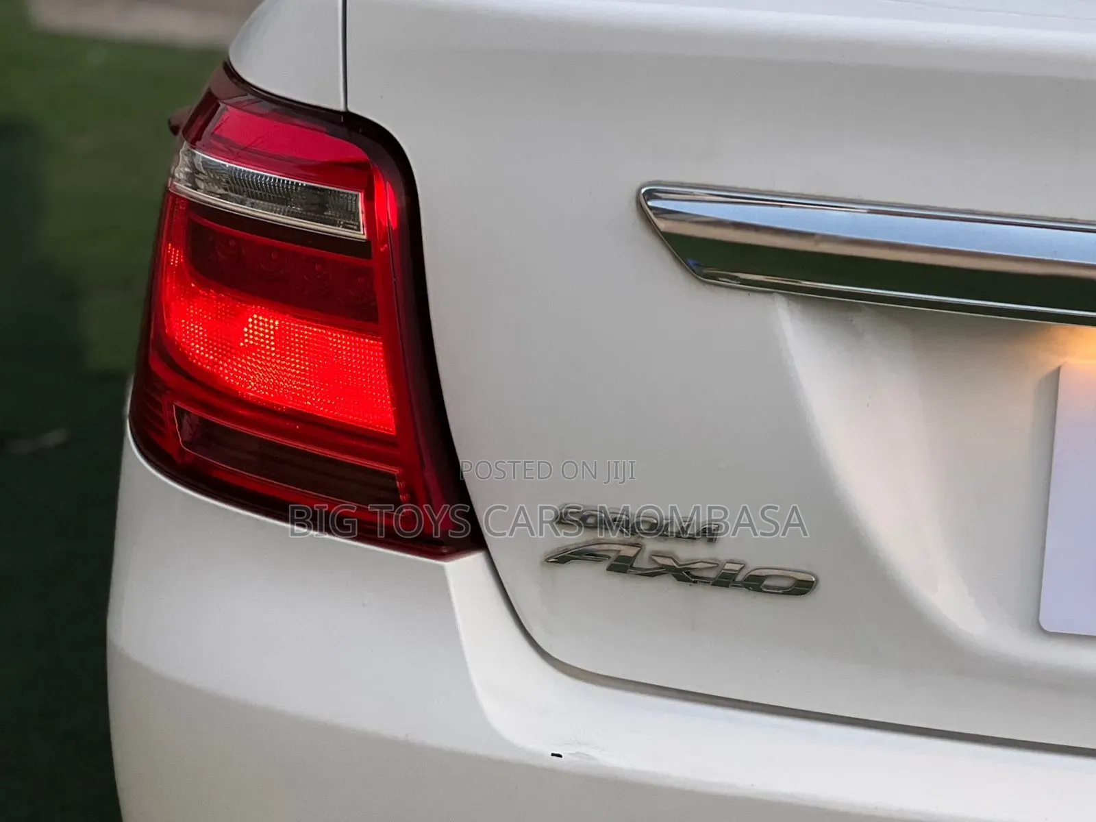 Toyota Axio 2018 White