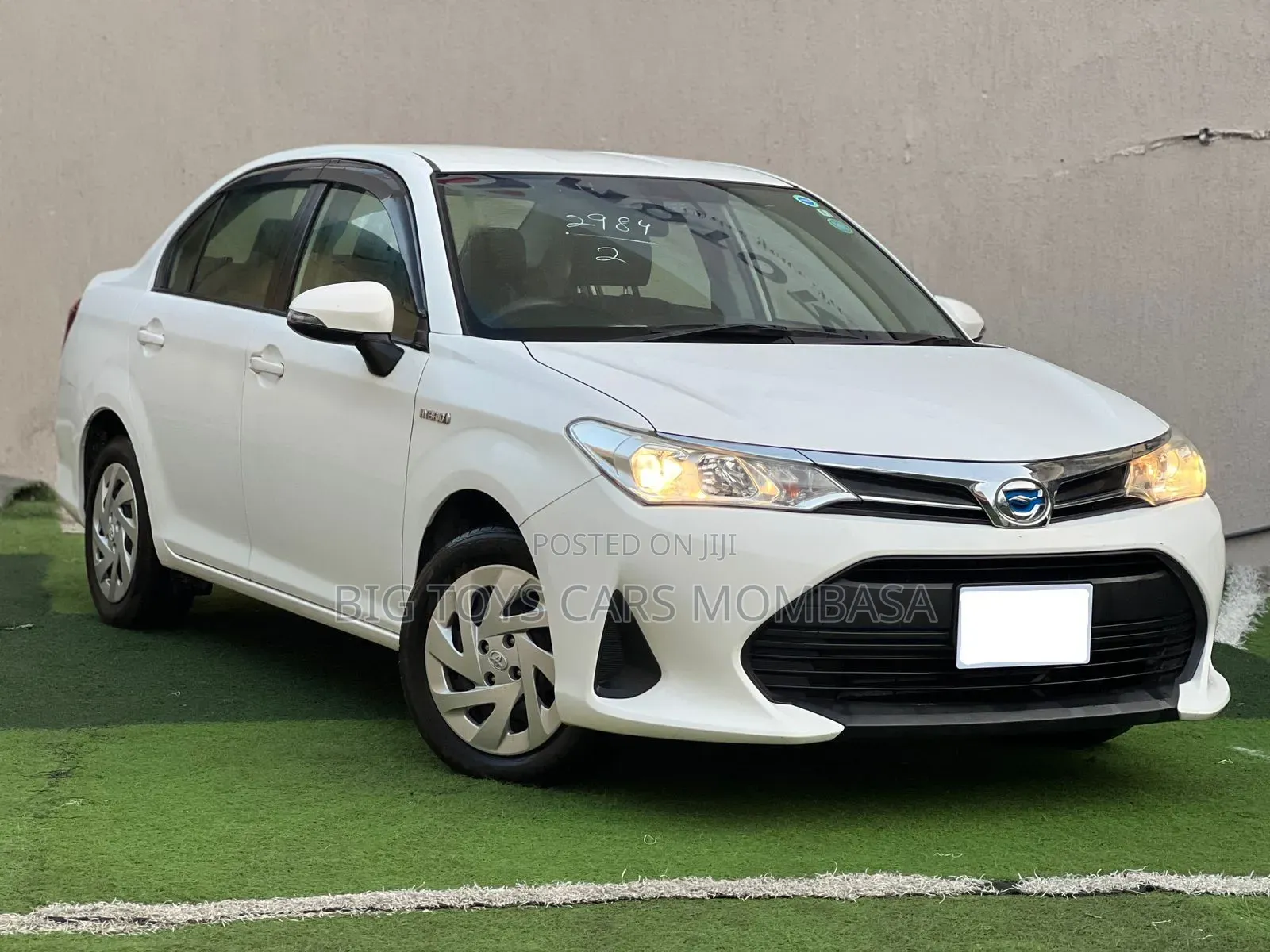 Toyota Axio 2018 White