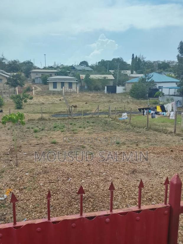 Land for Sale 40 by 70 in Kisauni - main view
