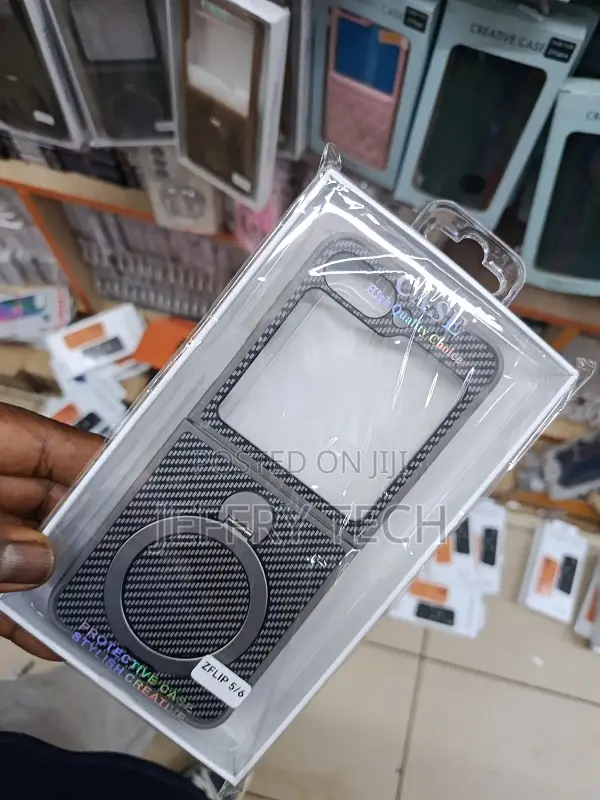 Samsung Galaxy Z Flip 5 and Z Flip 6 Carbon Fiber Magnetic Ring