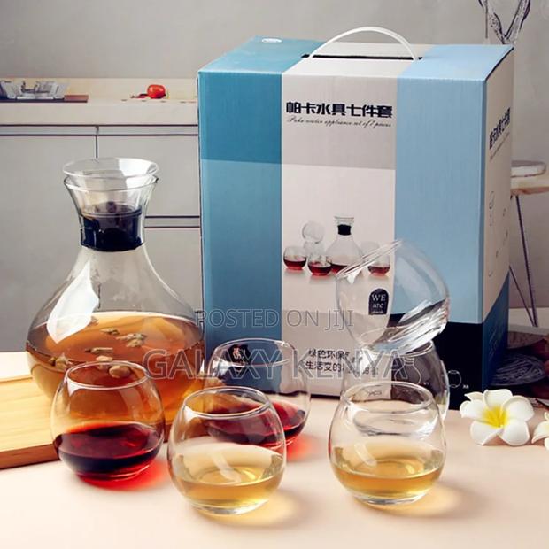 Decanter With 6 Glasses Set (Gold) - thumbnail 4