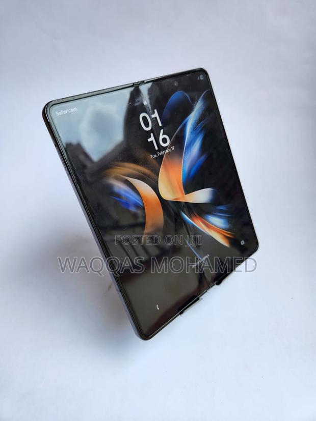 Samsung Galaxy Z Fold4 256 GB Black - thumbnail 2