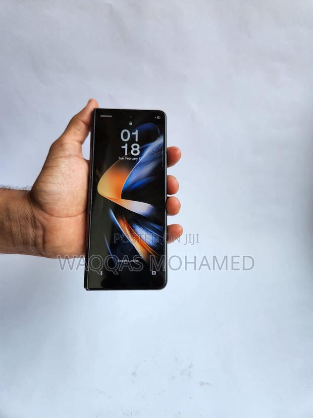 Samsung Galaxy Z Fold4 256 GB Black - thumbnail 3