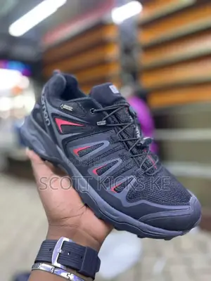 Salomon Sneakers