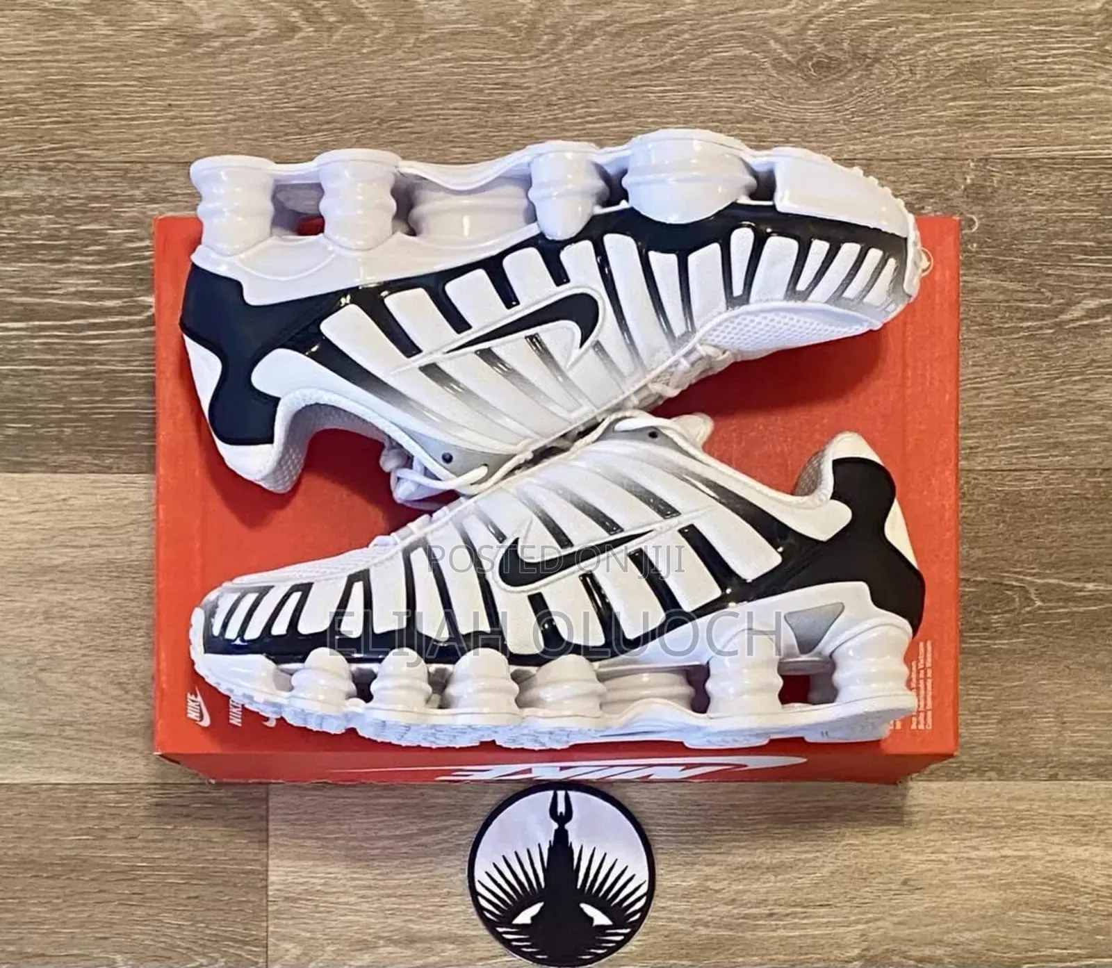 Nike Shox Tl *‘White Metallic Platinum’* 

Size 39________________45.
