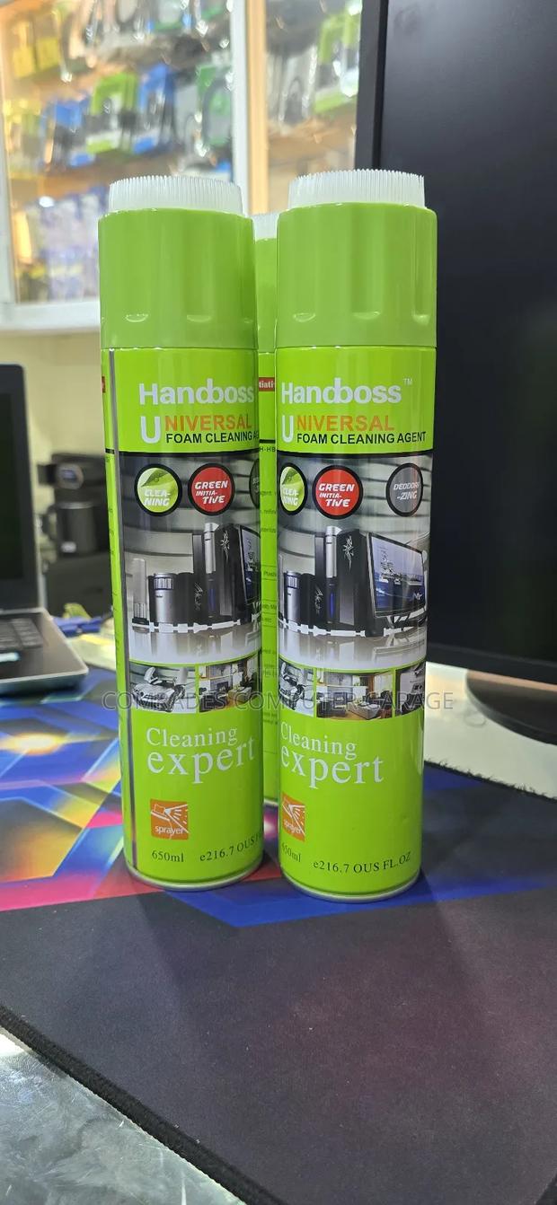 Handboss Universal Foam Cleaning Agent. - main view