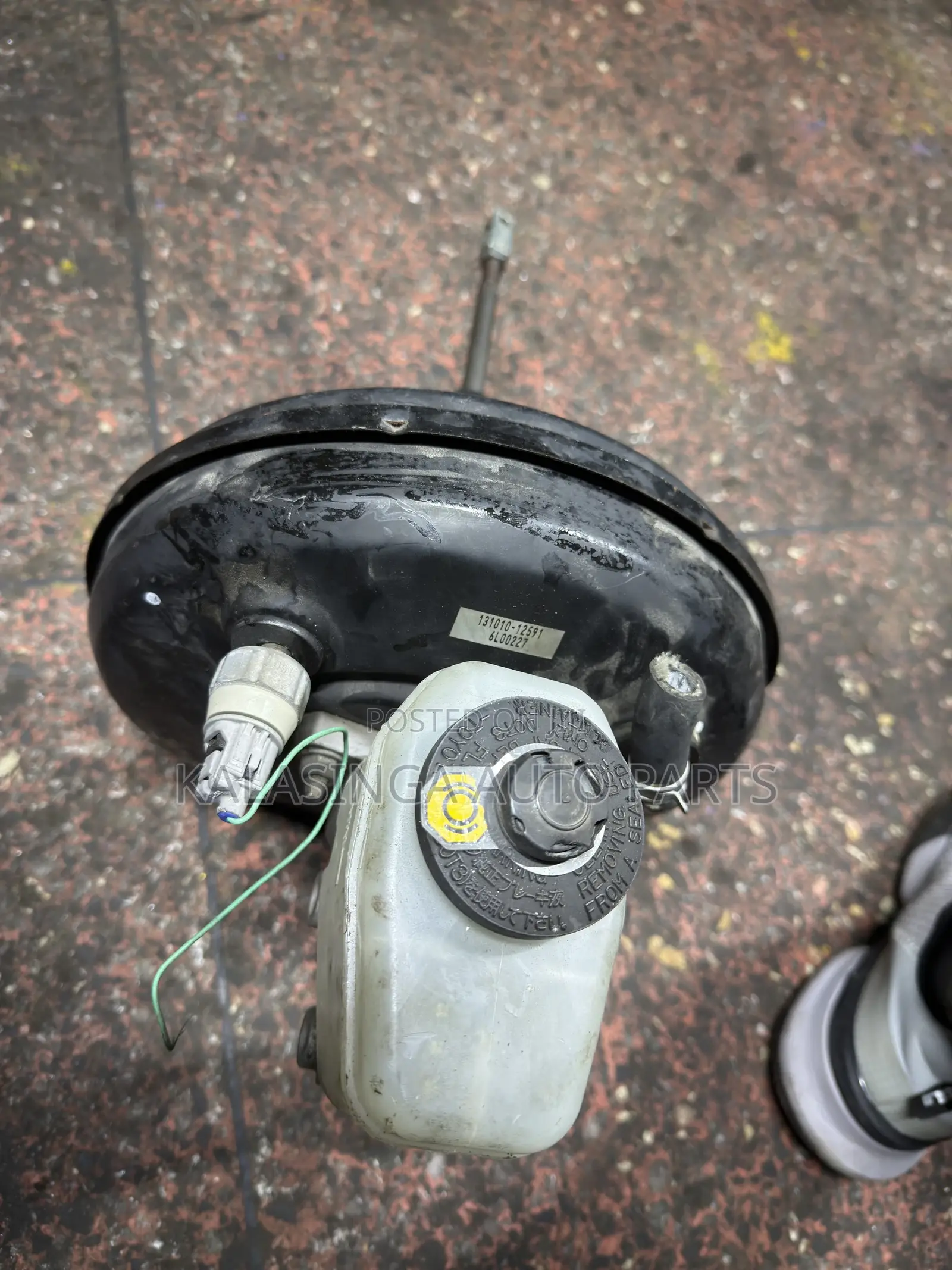 Prado 120 Brake Booster and Master