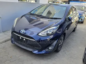 Toyota Aqua 2019 Blue