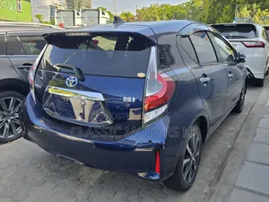 Toyota Aqua 2019 Blue