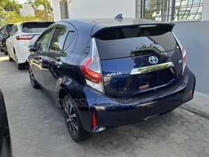 Toyota Aqua 2019 Blue