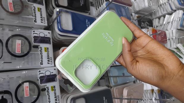 Sign Liquid Silicone Case for iPhone 14 Pro With Microfiber Lining - thumbnail 3