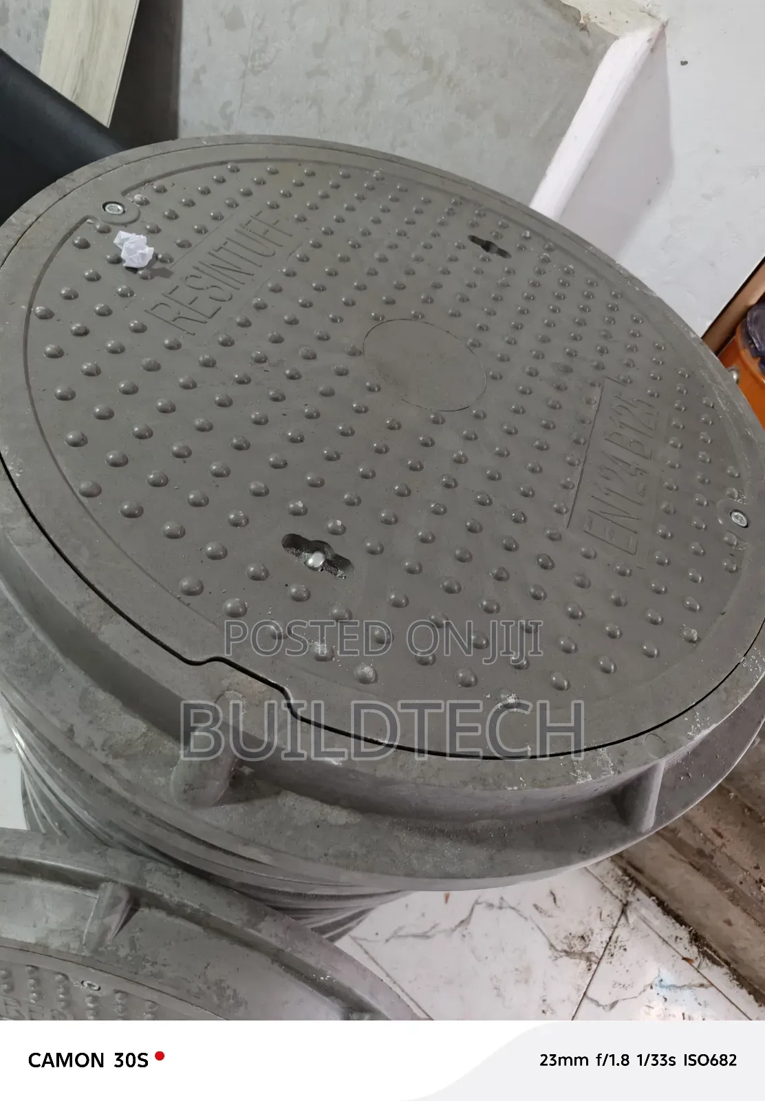 Resintuff 600mm 12.5 Ton B125 Manhole Cover