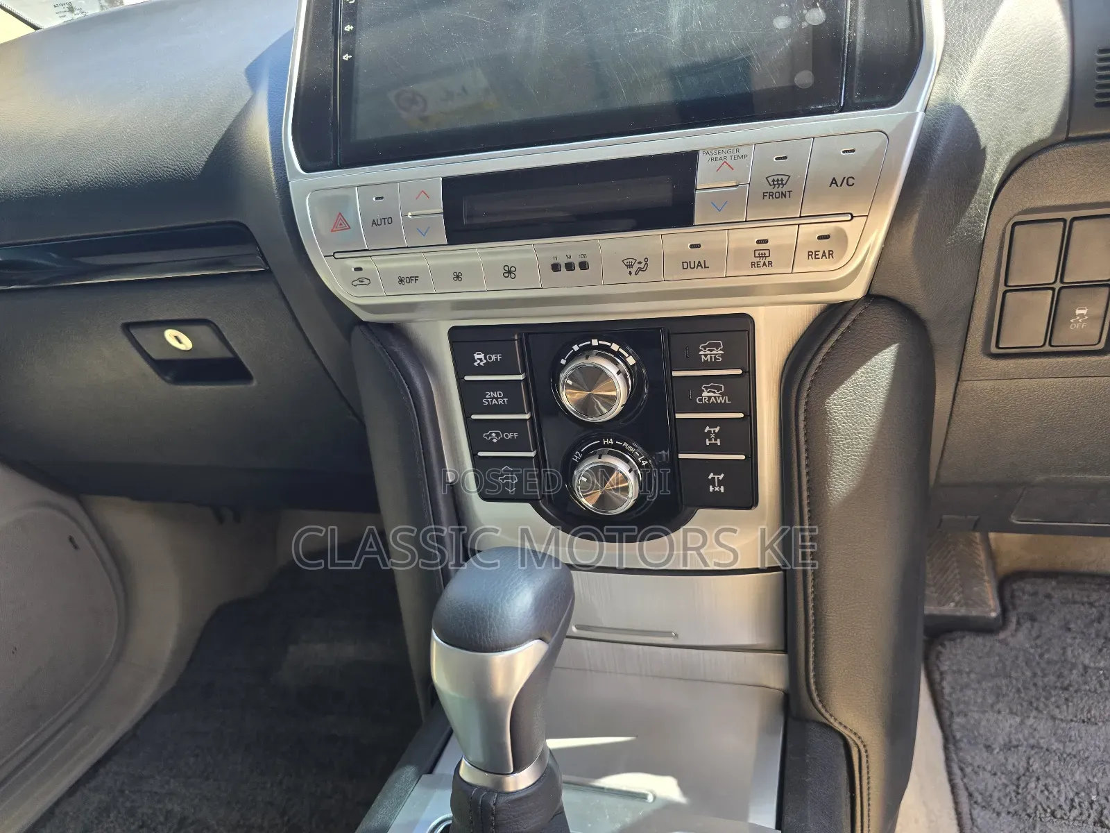 Toyota Land Cruiser Prado 2.8 2022 Black
